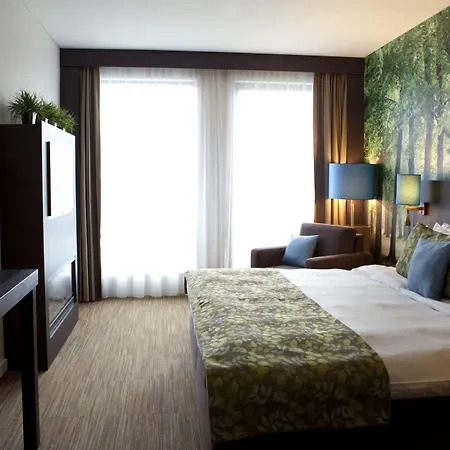 Skotel Amsterdam, Hotelschool The Hague 3*