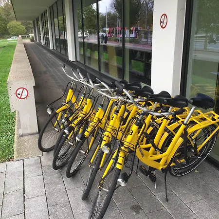 호텔 Skotel Amsterdam, Hotelschool The Hague 3*