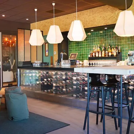 Skotel Amsterdam, Hotelschool The Hague 3*