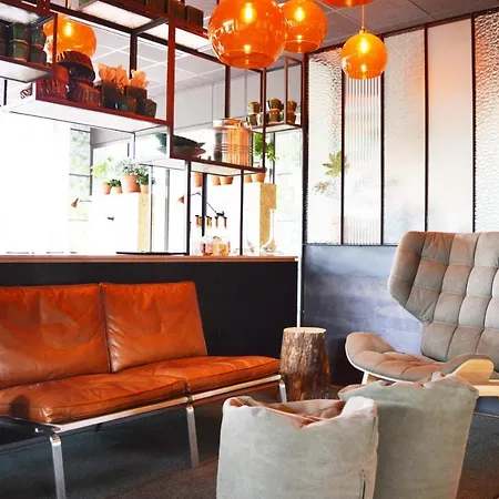 Skotel Amsterdam, Hotelschool The Hague 3*