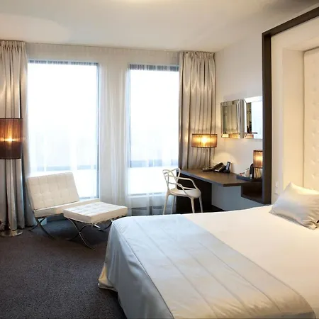 Skotel Amsterdam, Hotelschool The Hague 3*