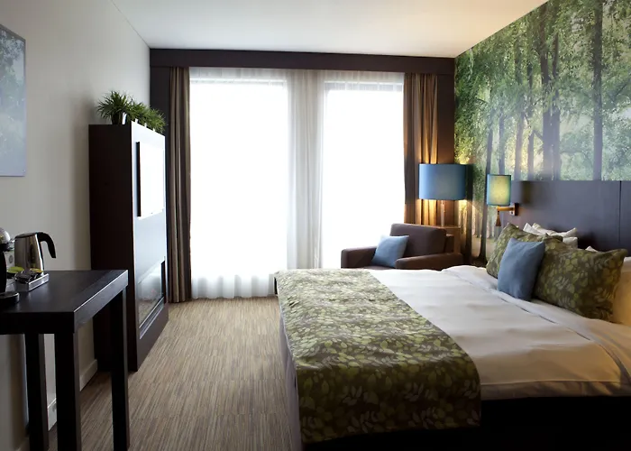 Skotel Amsterdam, Hotelschool The Hague 3*