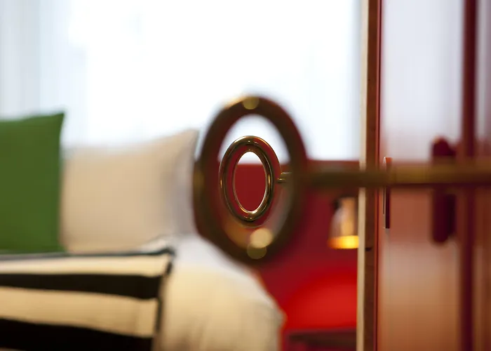 Skotel Amsterdam, Hotelschool The Hague 3*