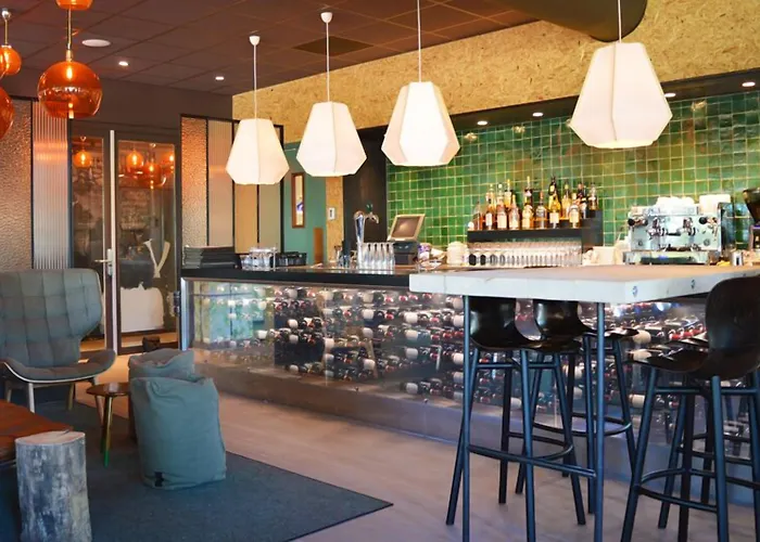 Skotel Amsterdam, Hotelschool The Hague 3*