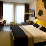 Skotel Amsterdam, Hotelschool The Hague Szálloda 3*