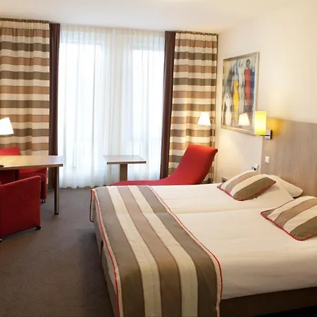 Skotel Amsterdam, Hotelschool The Hague ホテル 3*