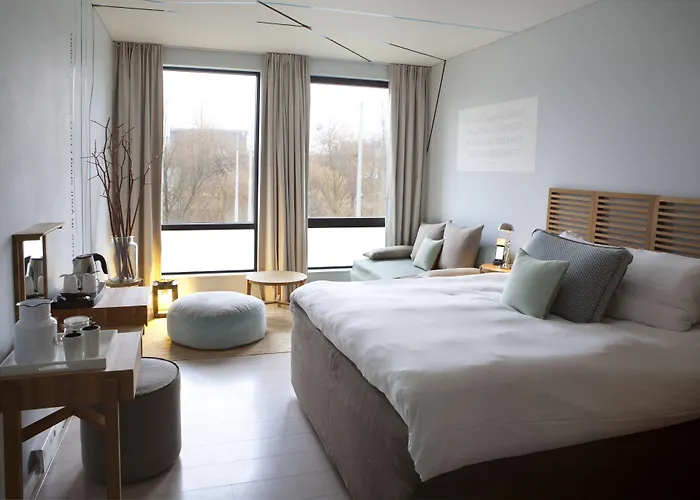 Skotel Amsterdam, Hotelschool The Hague Hotel 3*