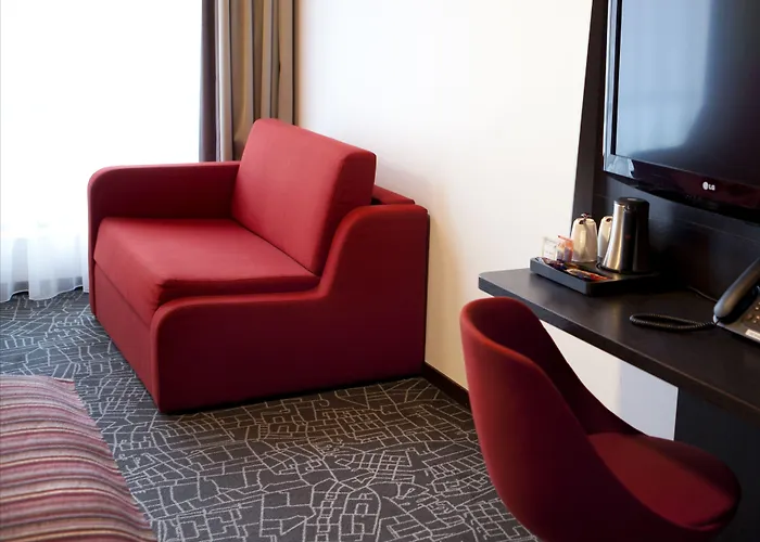 Skotel Amsterdam, Hotelschool The Hague 3*